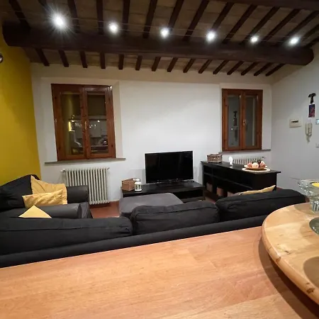 Casatua, Comfort And Tranquility In The Center דירה *